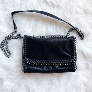 VICI/urban expressions cross body bag